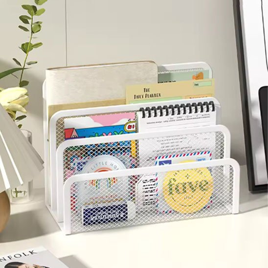Organisateur de bureau blanc avec trois espace